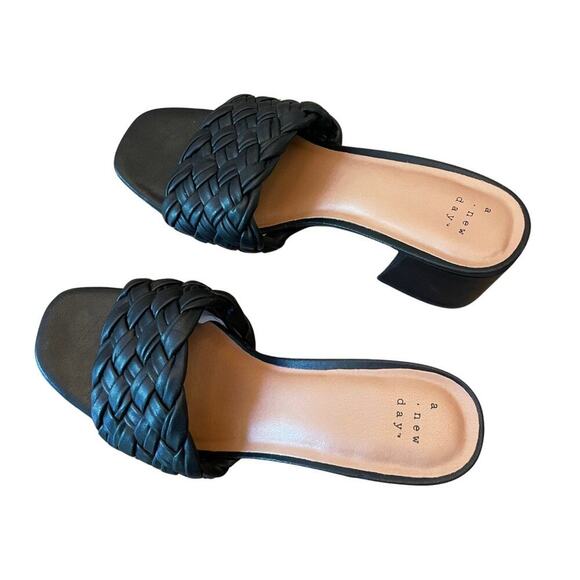 A New Day Black Braided Heeled Sandals Size 8 - 3” Block Heel - Picture 4 of 7